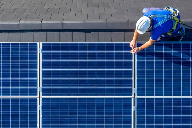 Do Solar Panels Increase Your Home’s Value? | Farm Bureau Financial ...